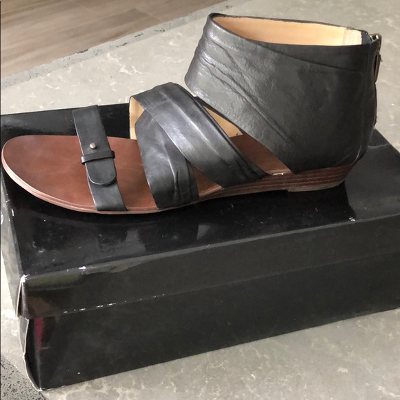 Boutique 9 flats - Picture 2 of 3